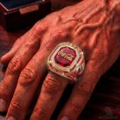 Coca Cola 140Th Anniversary 1886-2026 Ring 1 Coca-Cola 140th anniversary commemorative gold ring on hand