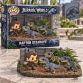 Jurassic World Raptor Standoff collectible diorama featuring Owen Grady and three raptors.